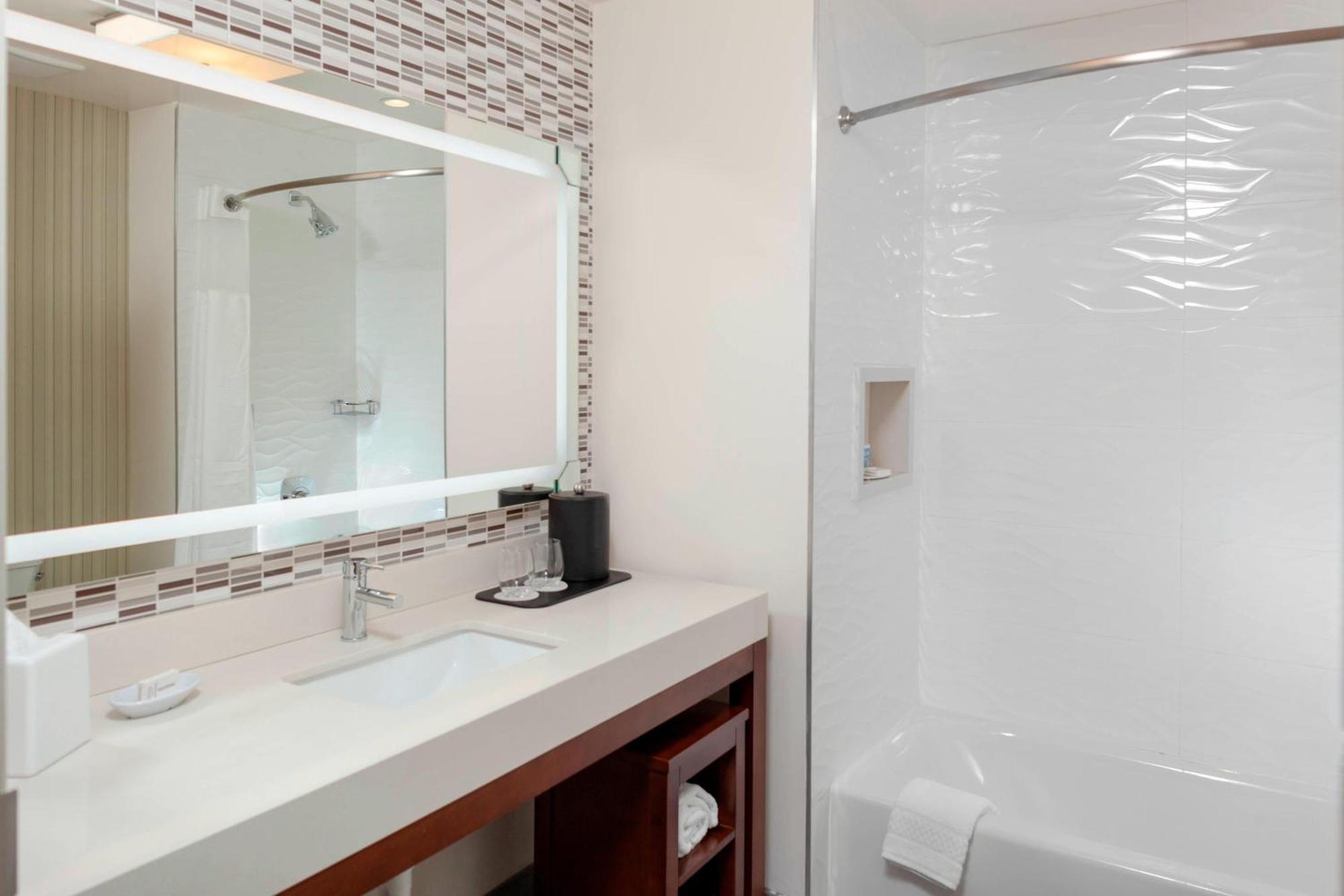 Courtyard By Marriott Deland Historic Downtown Hotel Ngoại thất bức ảnh