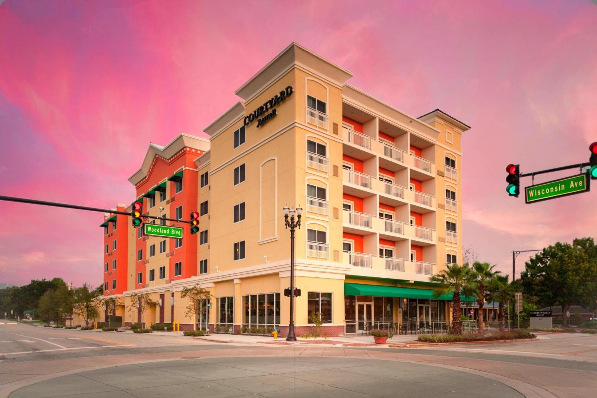 Courtyard By Marriott Deland Historic Downtown Hotel Ngoại thất bức ảnh